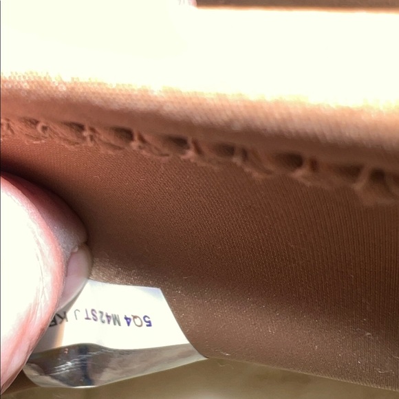 UGG Classic Mini Dipper Suede boots in the color Chestnut Size 7 NWT - Picture 11 of 16